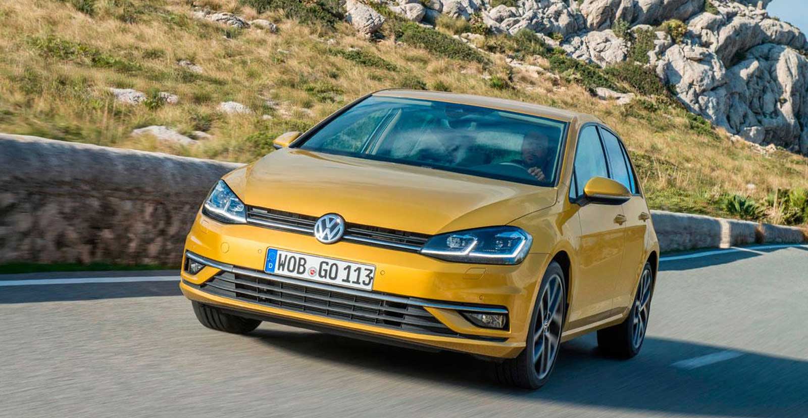 Vokswagen Golf 2017 hatchback 30.000 euros