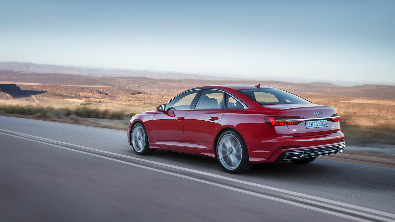 Audi A6 2018 trasera