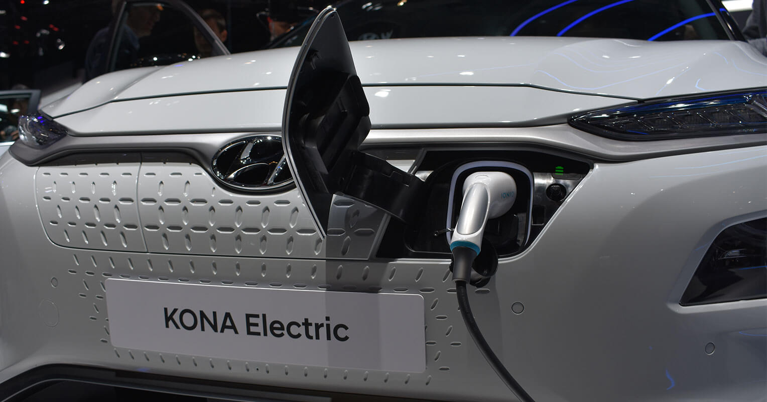 Hyundai Kona eléctrico enchufe