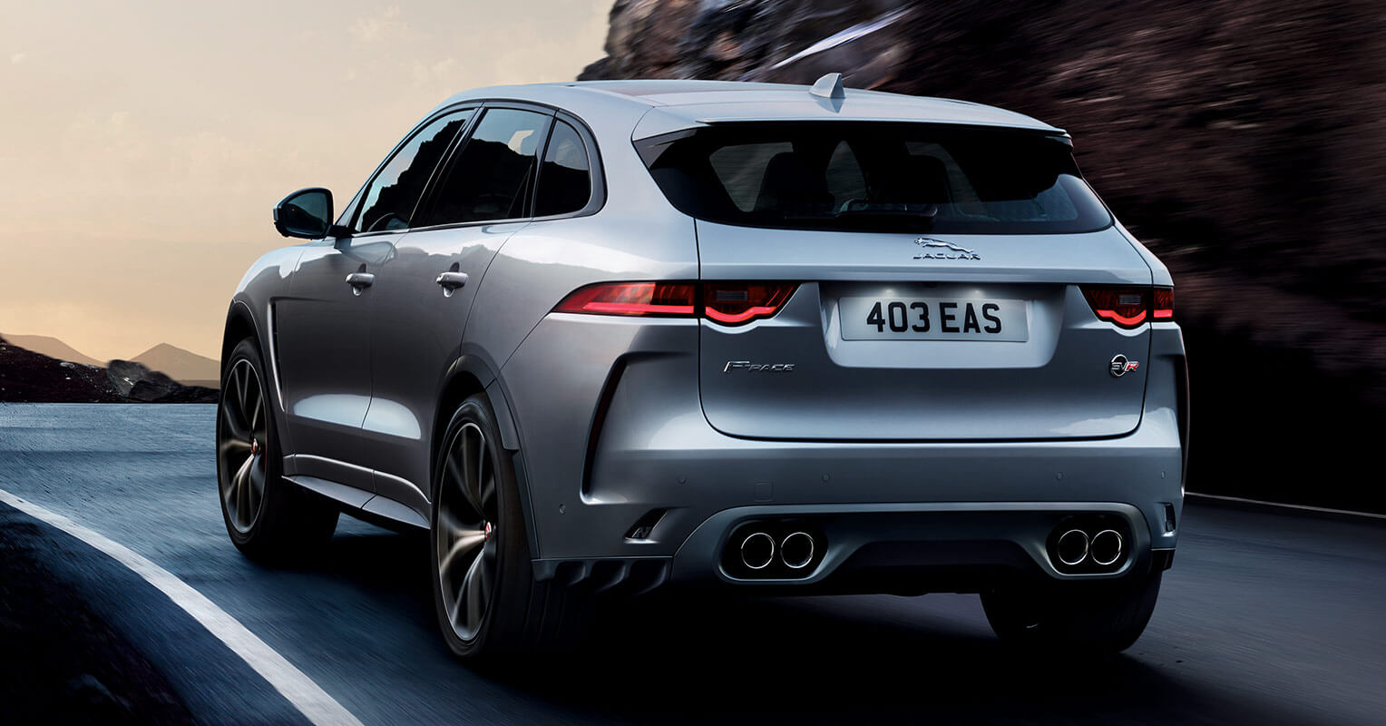 Jaguar F-Pace SVR trasera