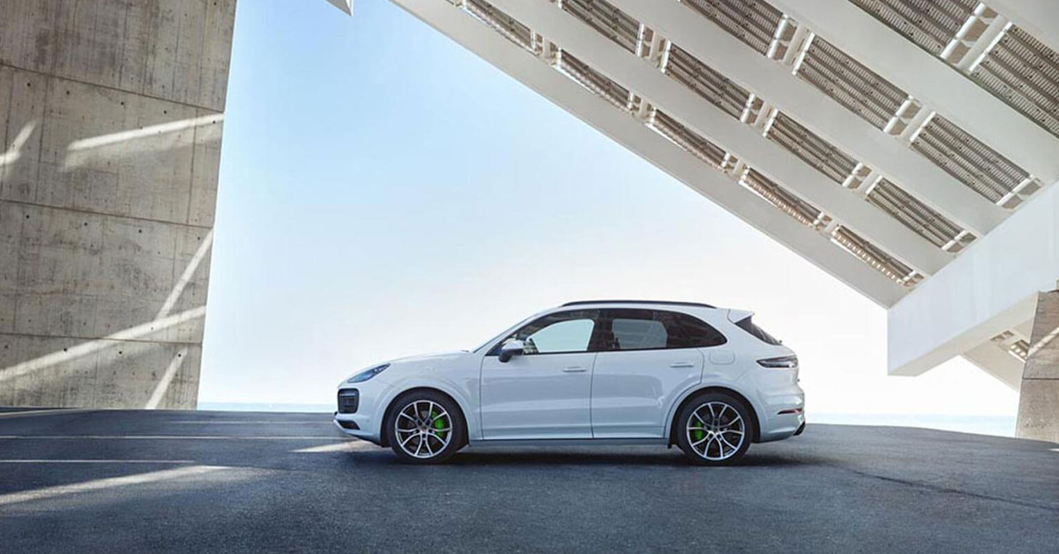 porsche cayenne e-hybrid lateral