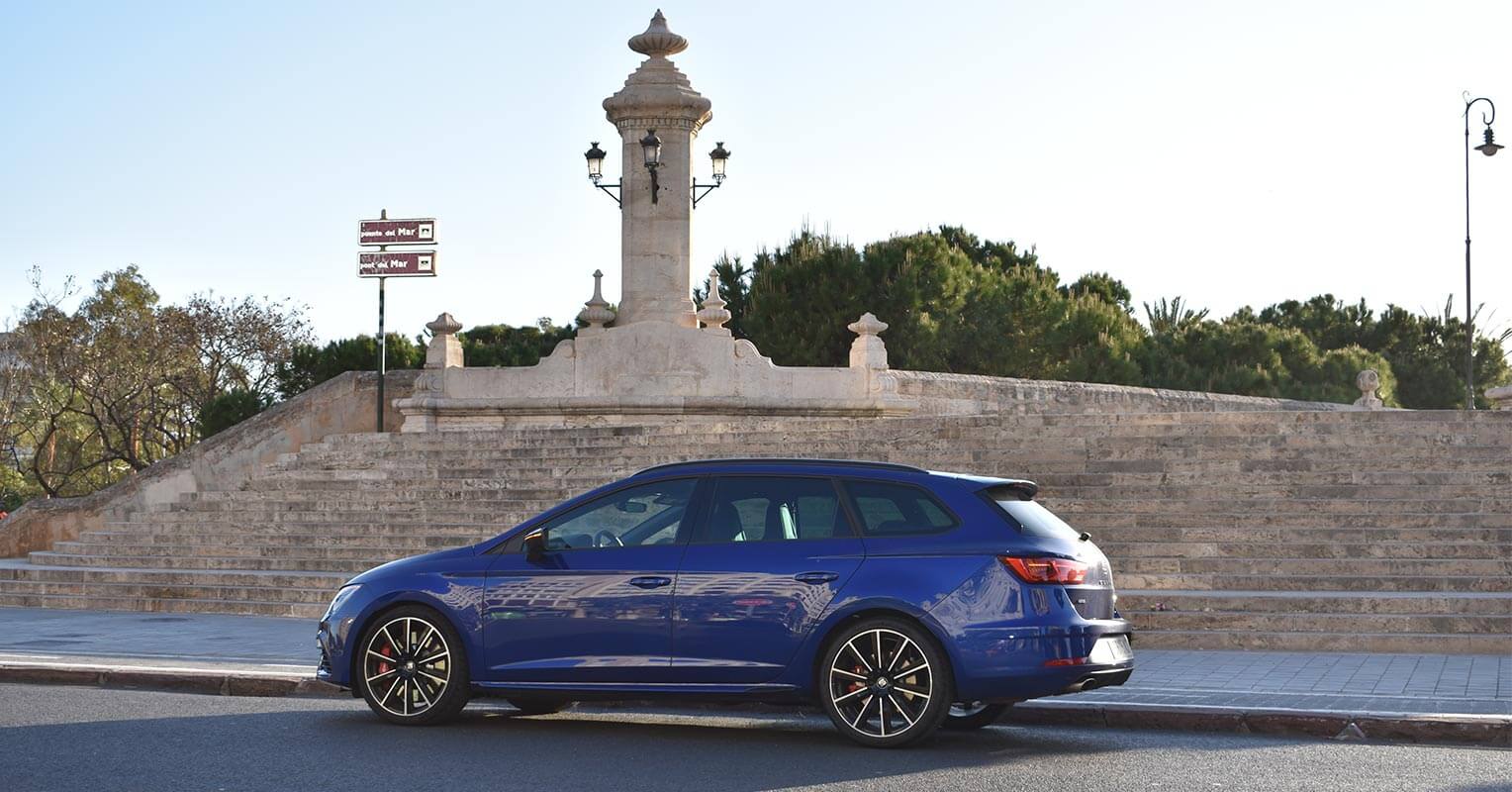Lateral del SEAT León ST Cupra 300