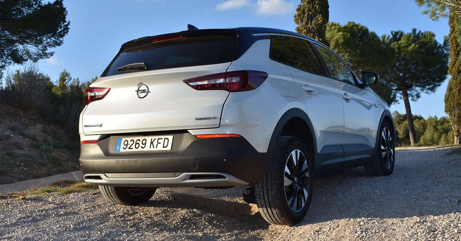 Trasera del Opel Grandland X