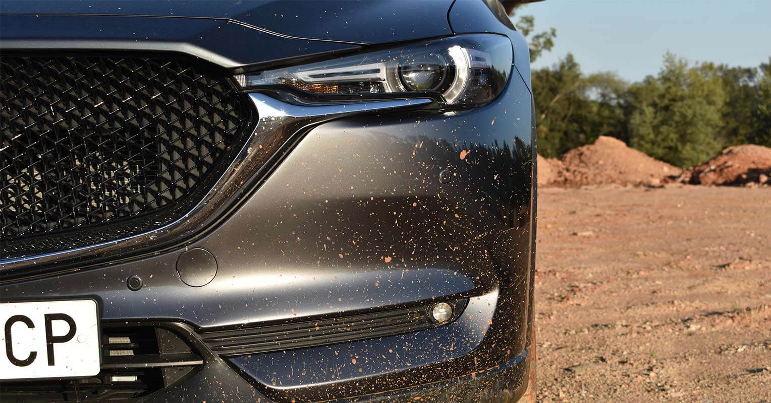 Faro delantero del Mazda CX-5 2018
