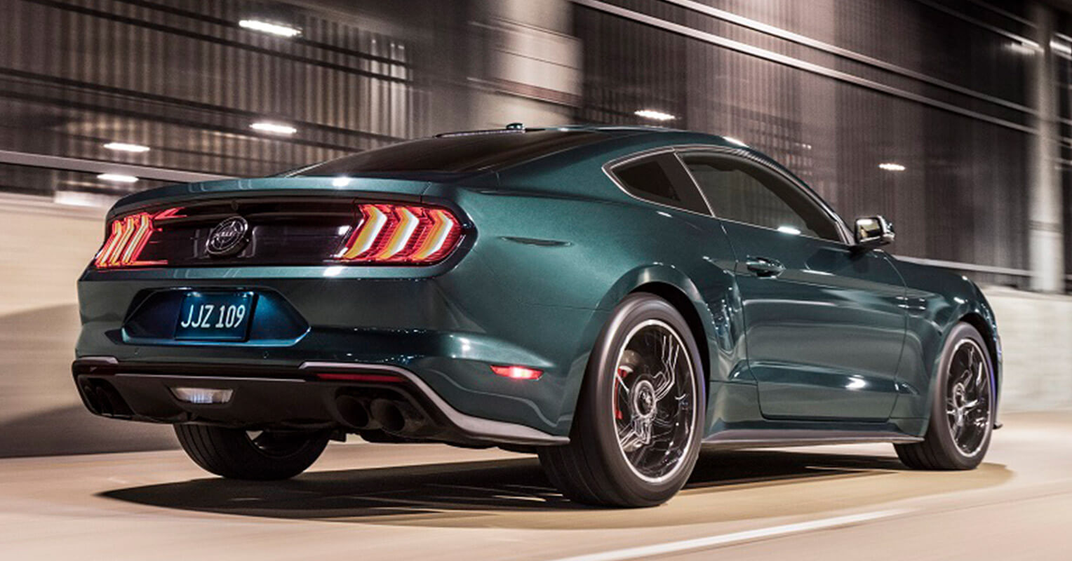 Ford Mustang Bullitt trasera