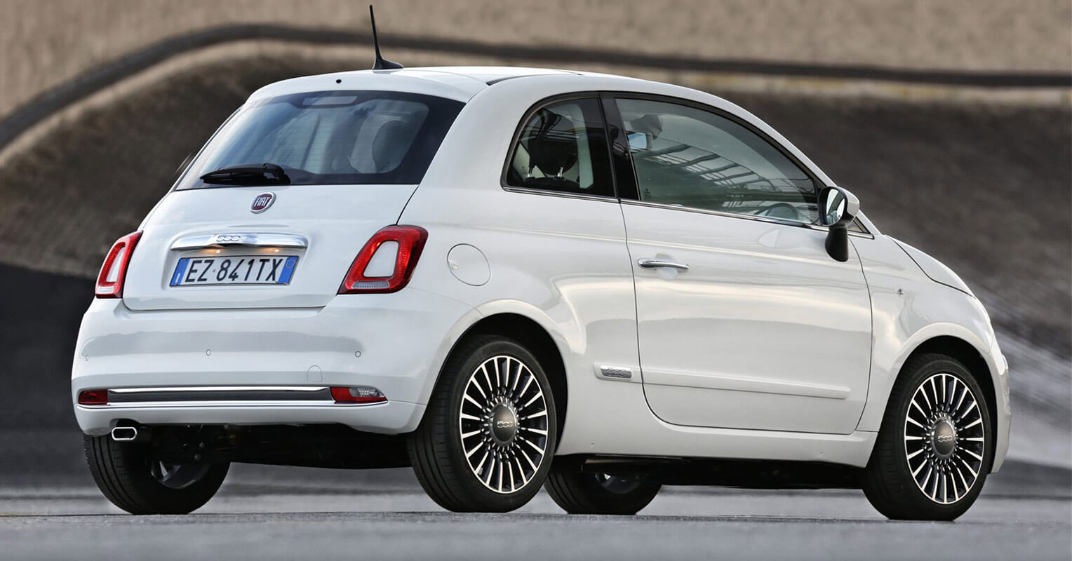 Trasera del Fiat 500 2018