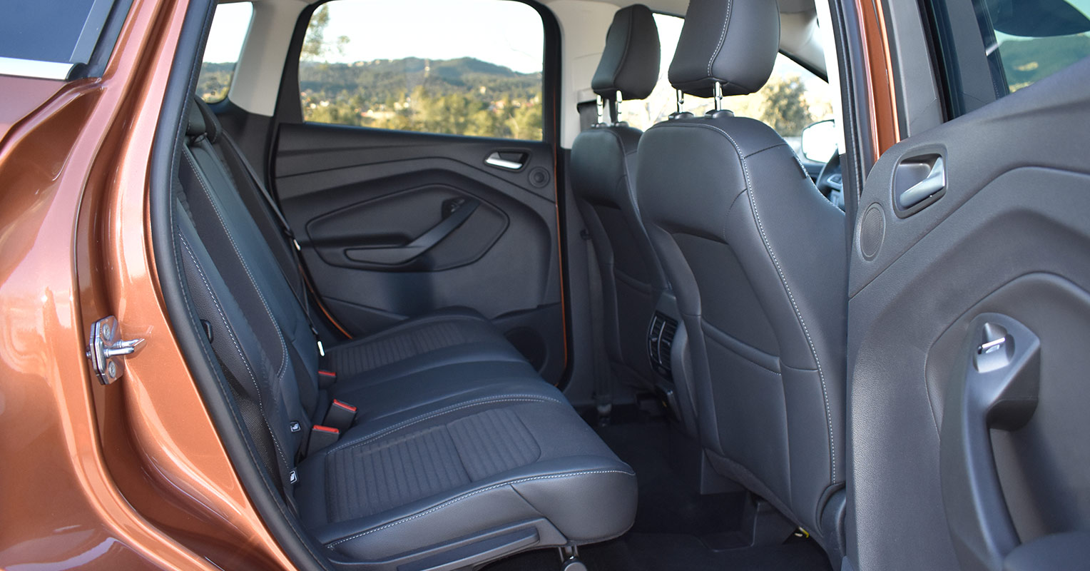 Asientos traseros del Ford Kuga Titanium 2018