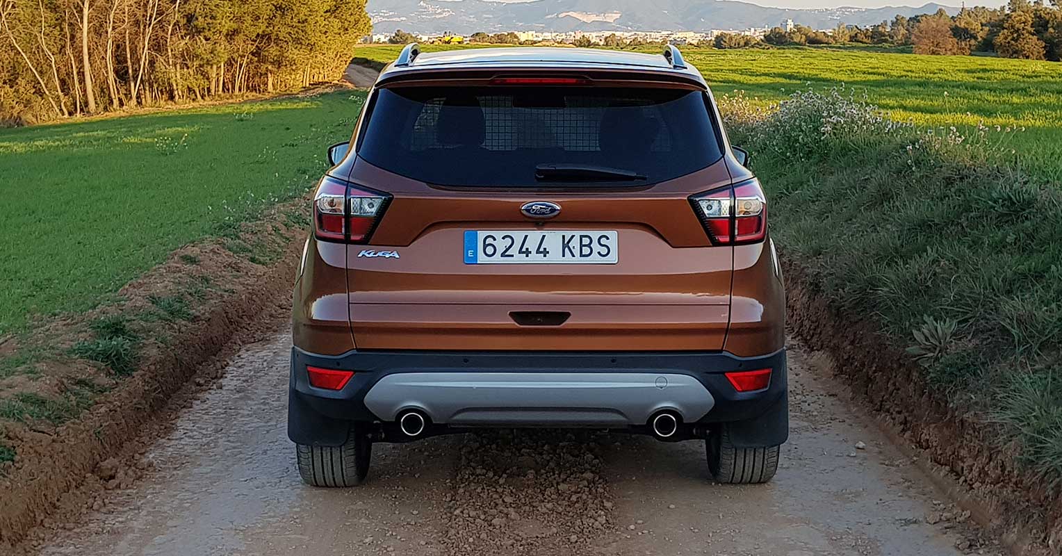 Trasera del Ford Kuga Titanium 2018
