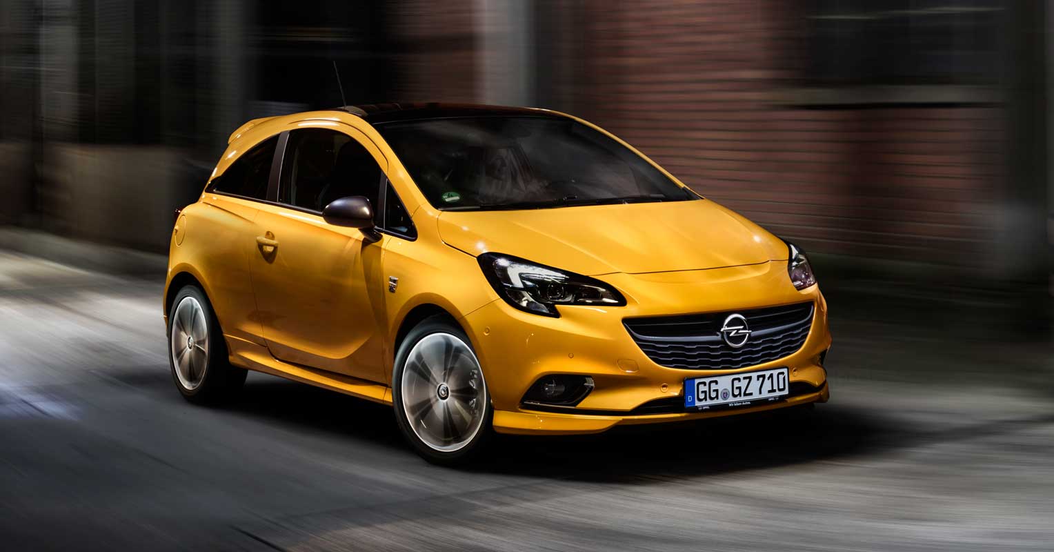 Opel Corsa amarillo