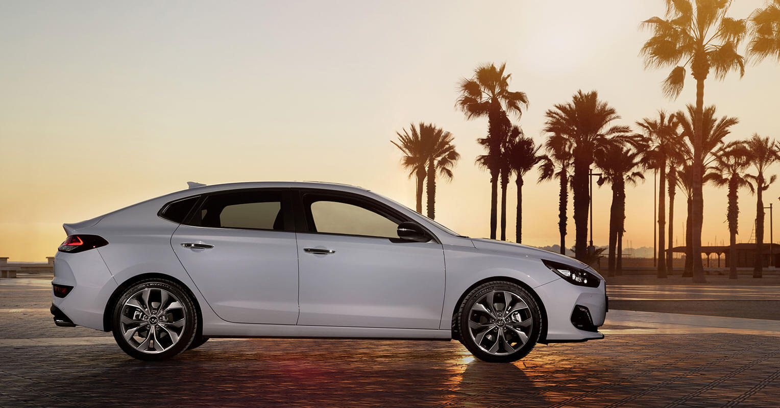 Lateral del Hyundai i30 Fastback 2018