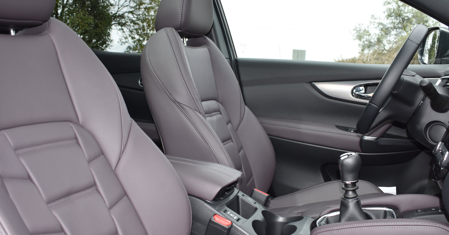 Asientos delanteros del Nissan Qashqai 2018